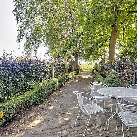 Tranquil In Limburg Hotel