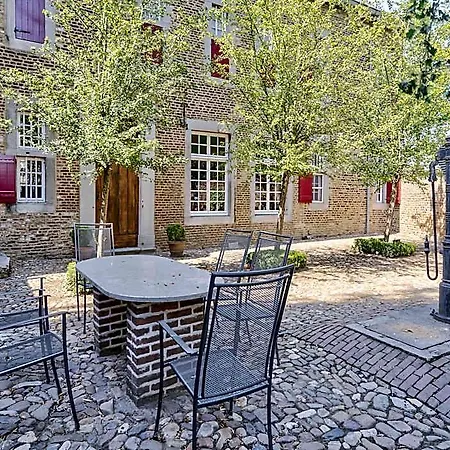 Tranquil In Limburg Hotel